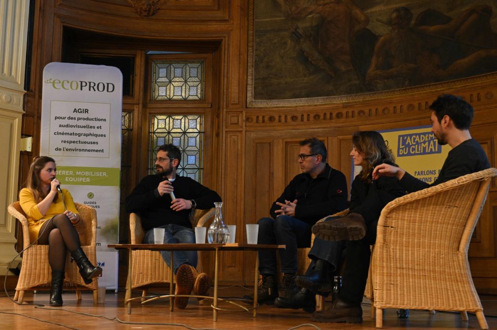 Photo d'une table ronde animée par Ecoprod lors des assises de l'eco-production